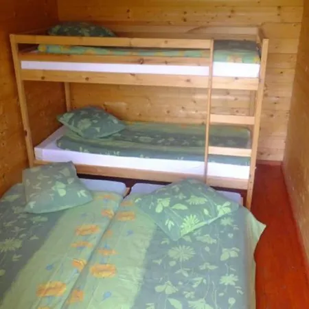 Atputas Komplekss Burtakas 홀리데이파크